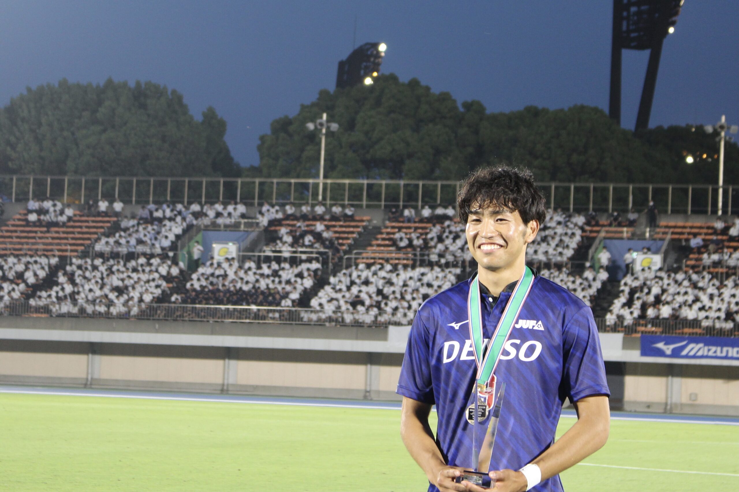 大学サッカー日韓戦、関学大FW木村勇大がハットトリックとMVP | 関西