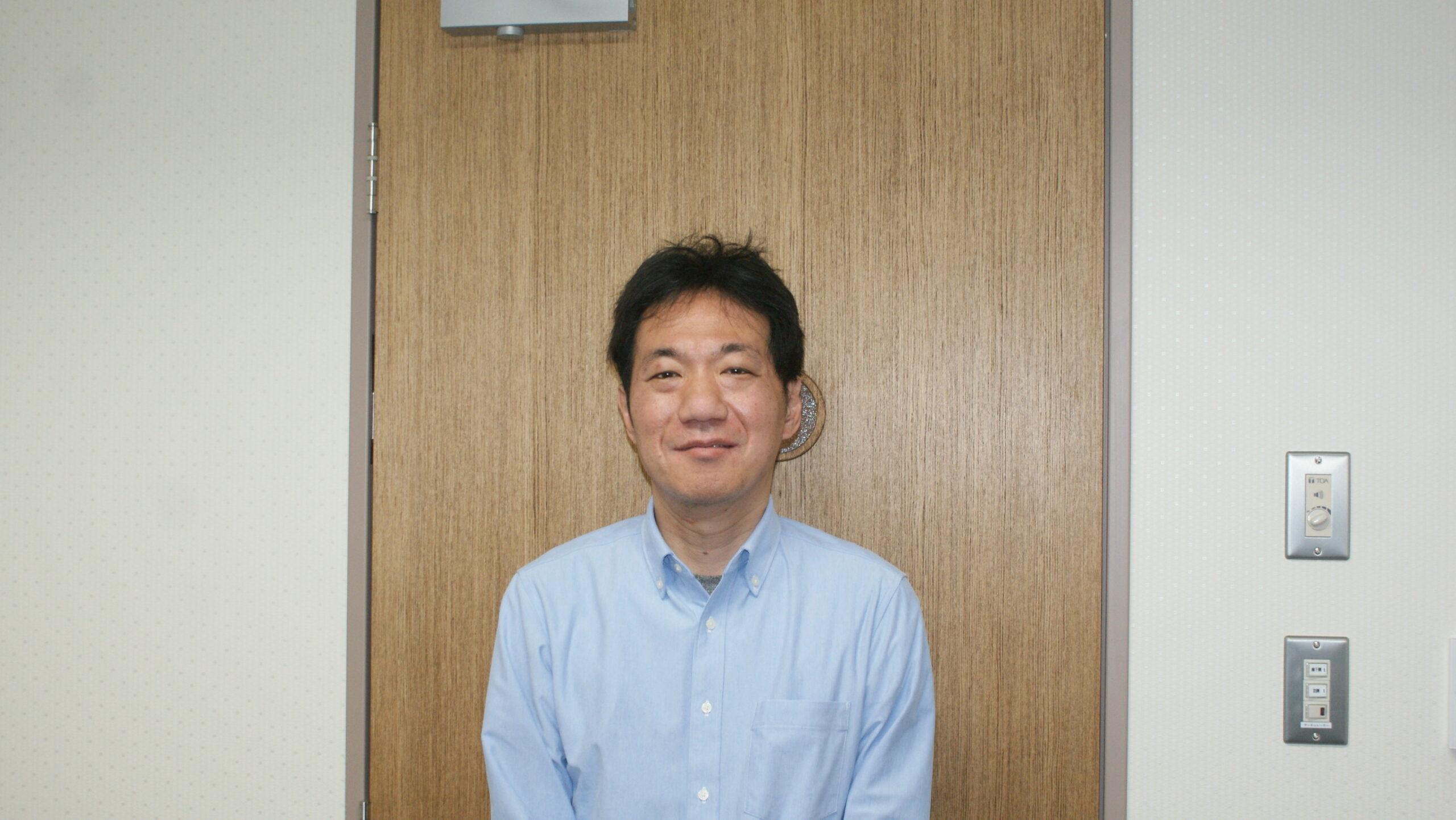 （教授の背中）経済学部　安岡匡也教授　「社会保障をスムーズに利用できるように」