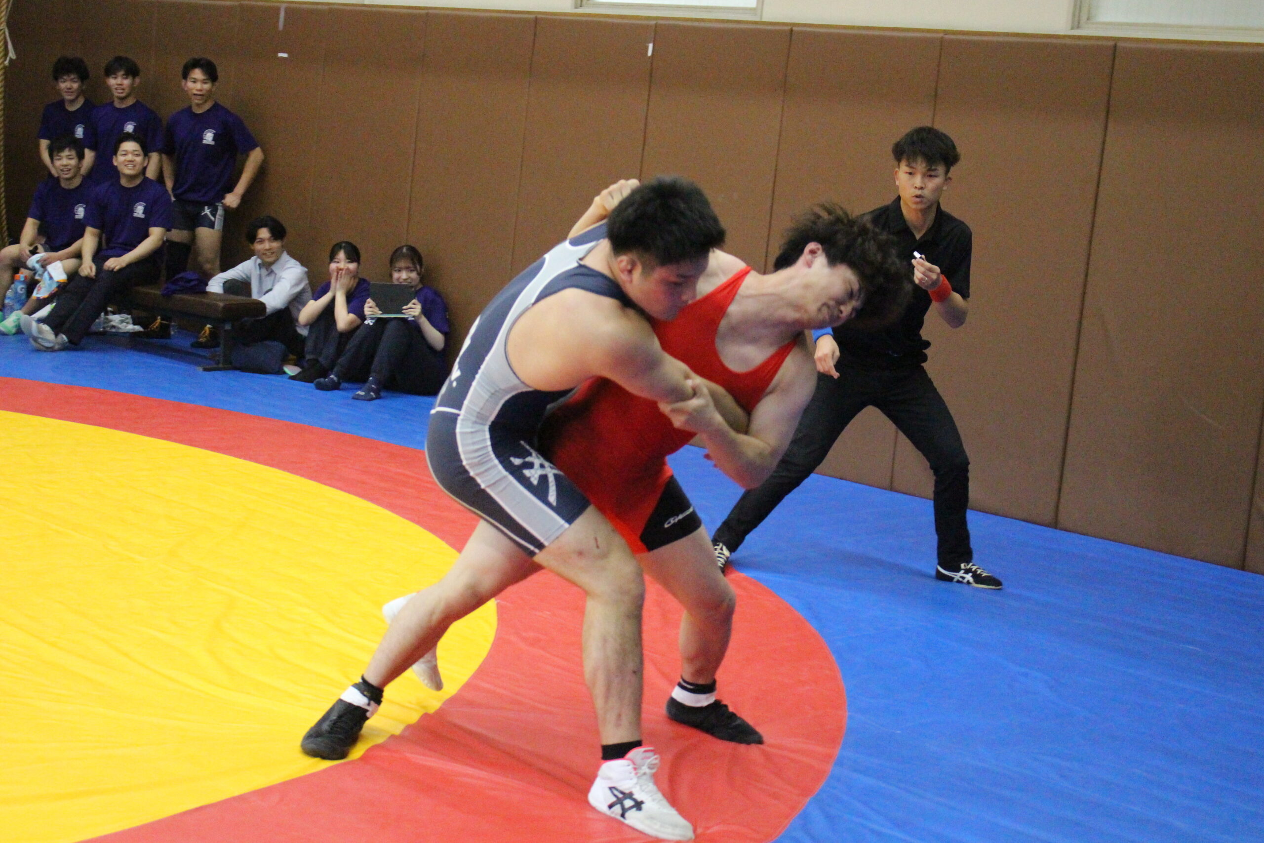 関関戦2025】レスリング部 関西大に大勝 | 関西学院大学新聞